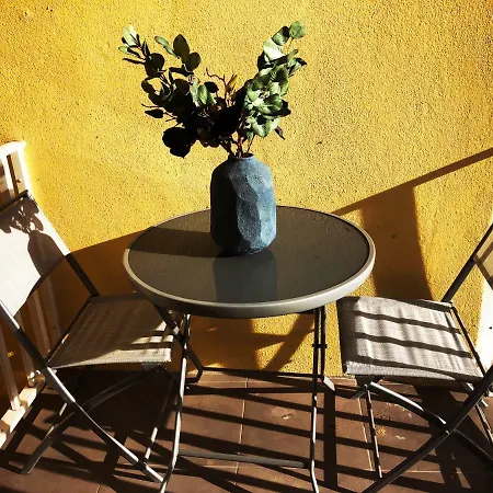 20 1 - With Terrace Apartamento *