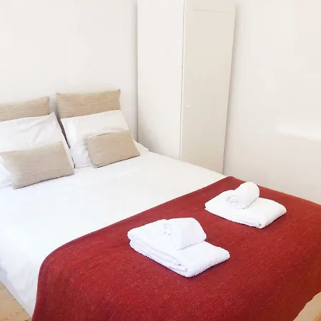 20 1 - With Terrace Appartement Lissabon