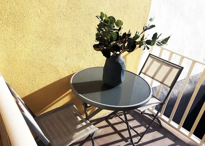 20 1 - With Terrace Apartment